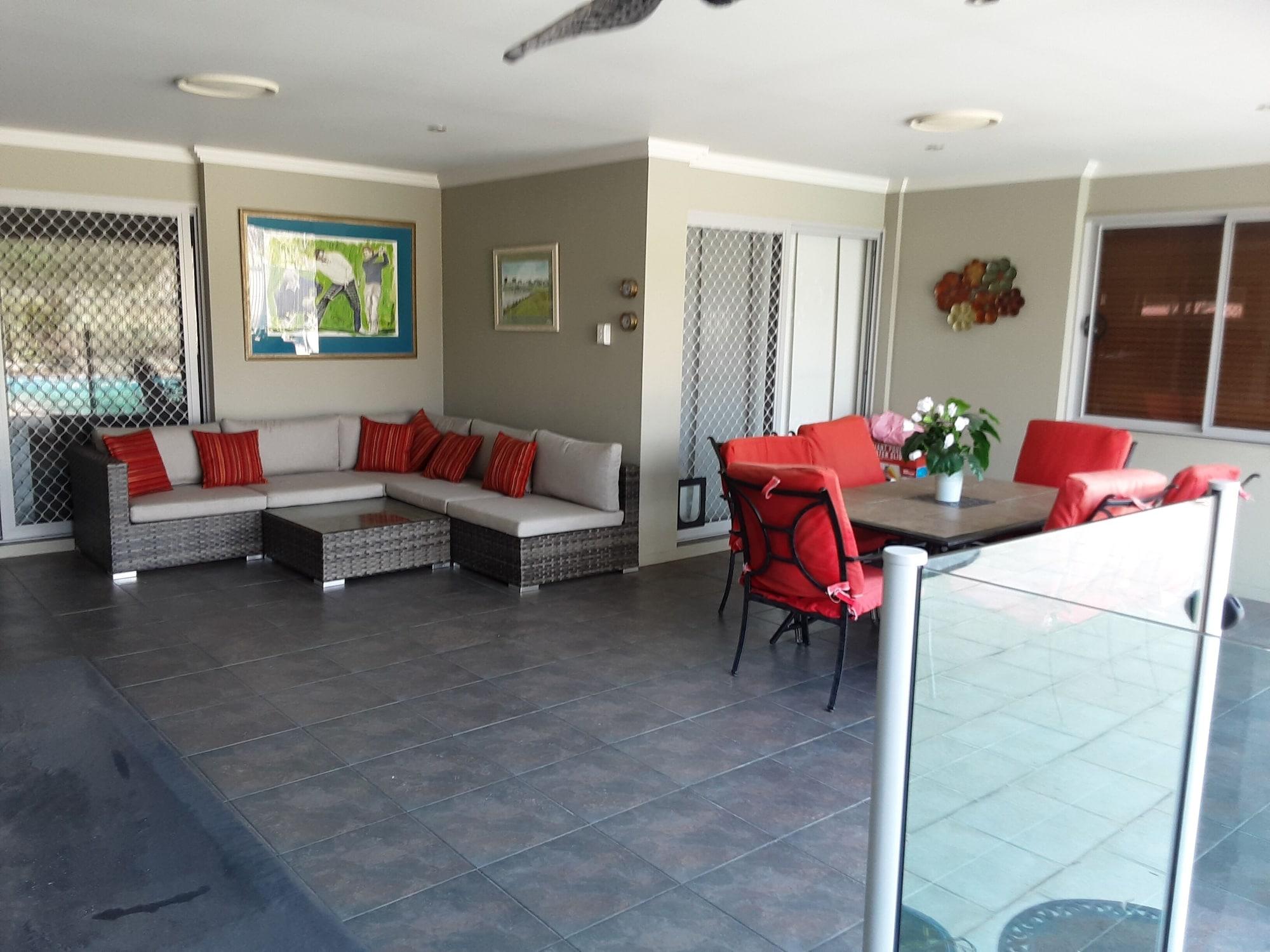 Arlia Sands Apartments Hervey Bay Exterior photo