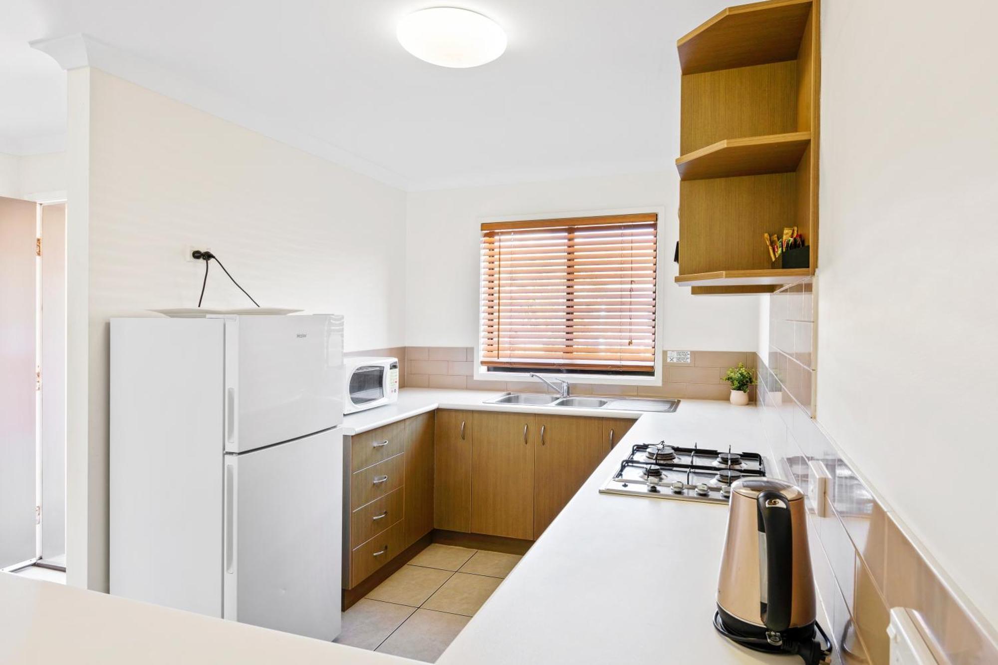 Arlia Sands Apartments Hervey Bay Room photo