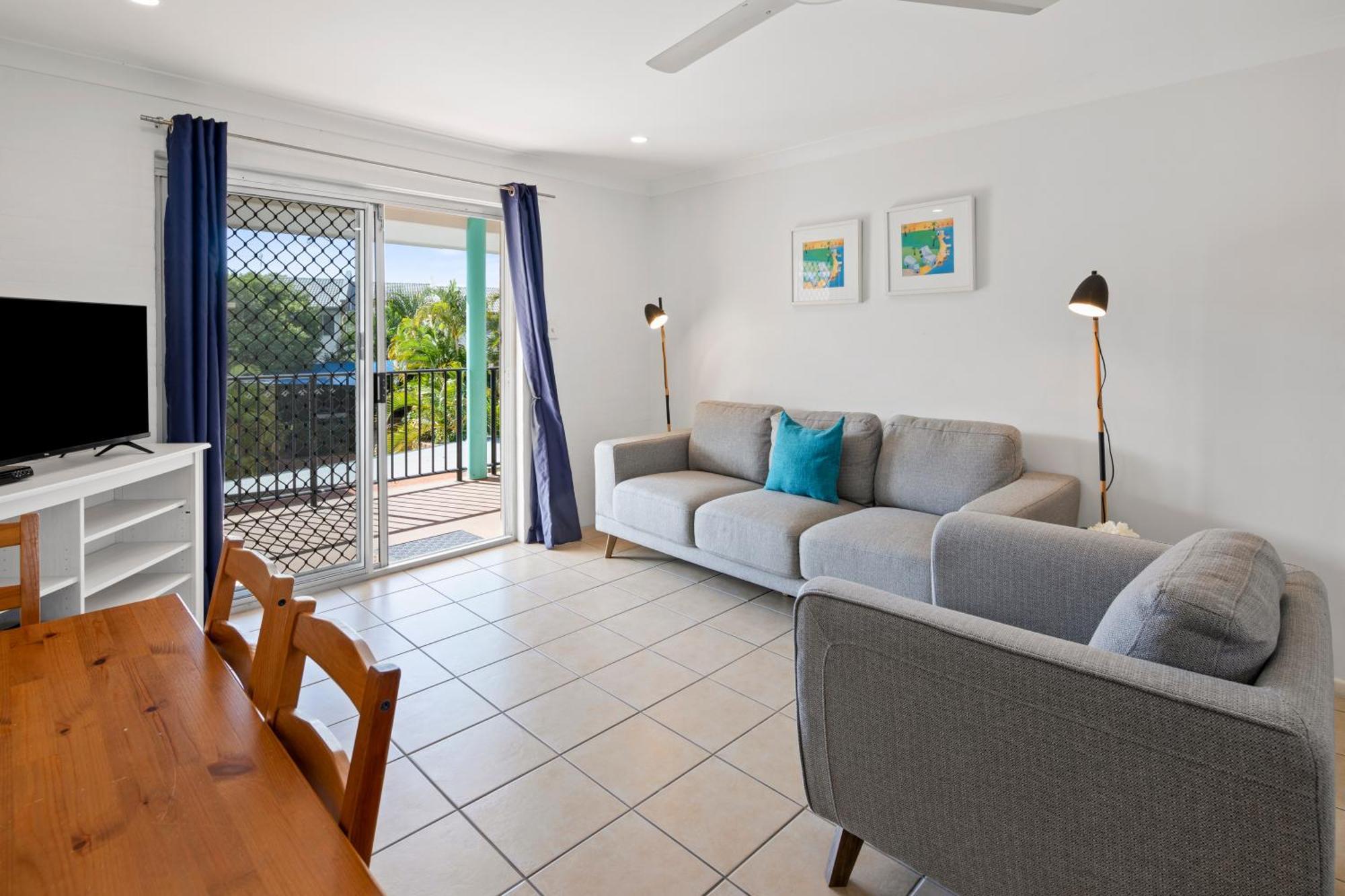 Arlia Sands Apartments Hervey Bay Room photo