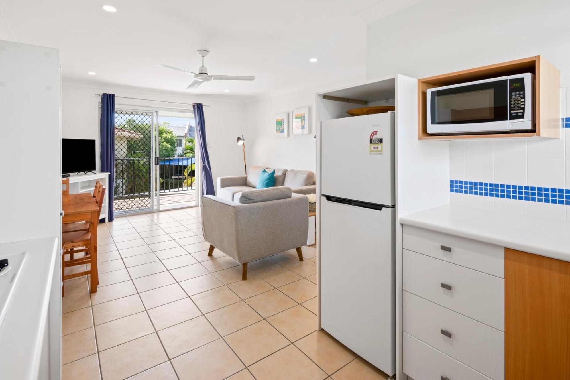 Arlia Sands Apartments Hervey Bay Room photo