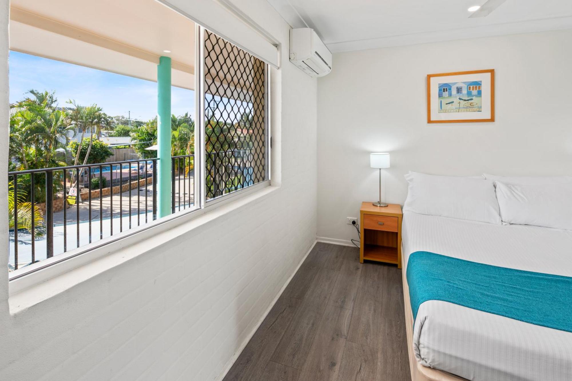 Arlia Sands Apartments Hervey Bay Room photo