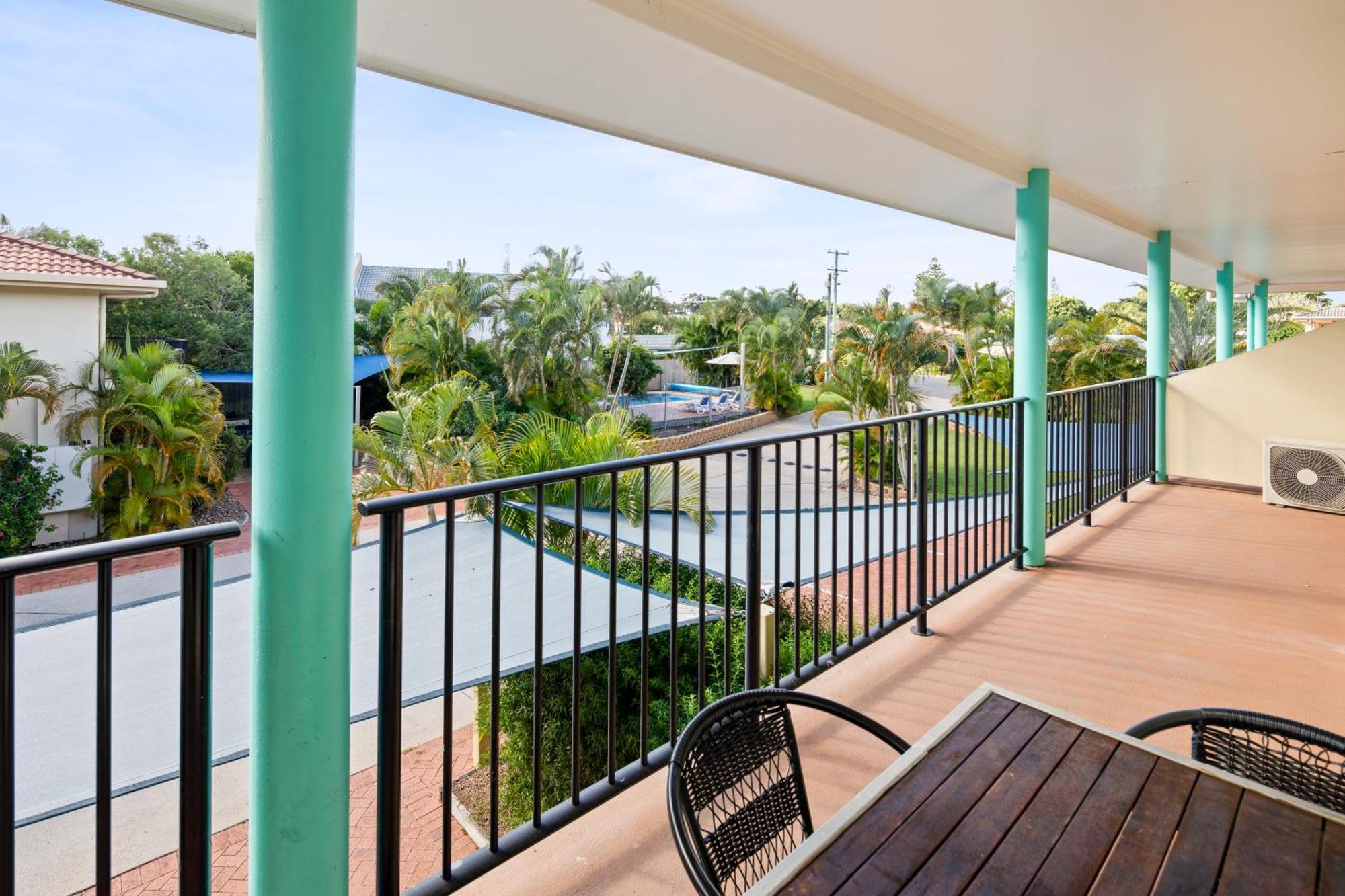 Arlia Sands Apartments Hervey Bay Room photo