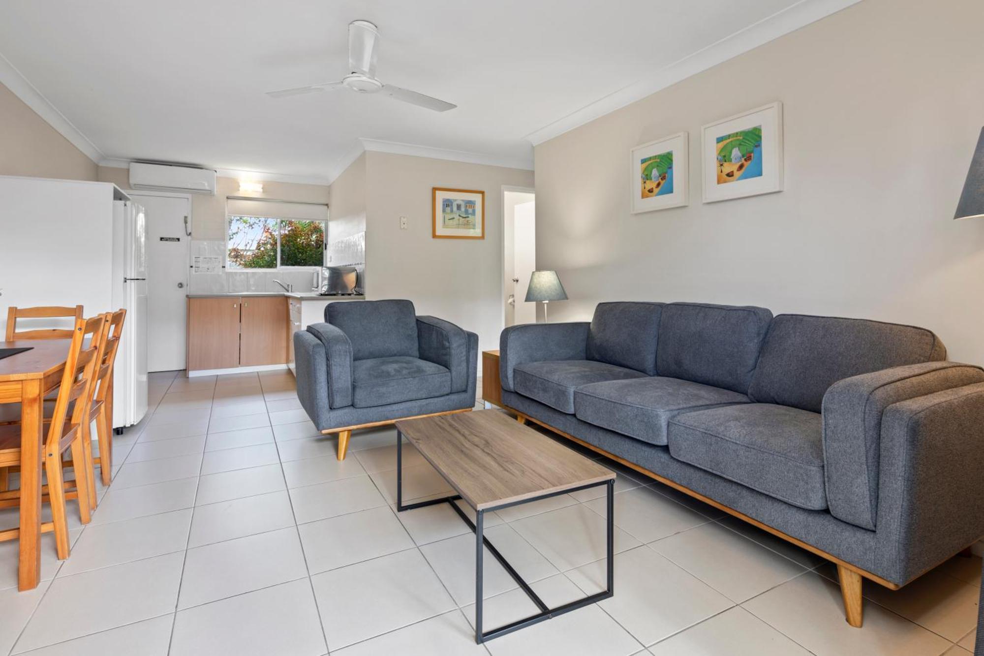 Arlia Sands Apartments Hervey Bay Room photo