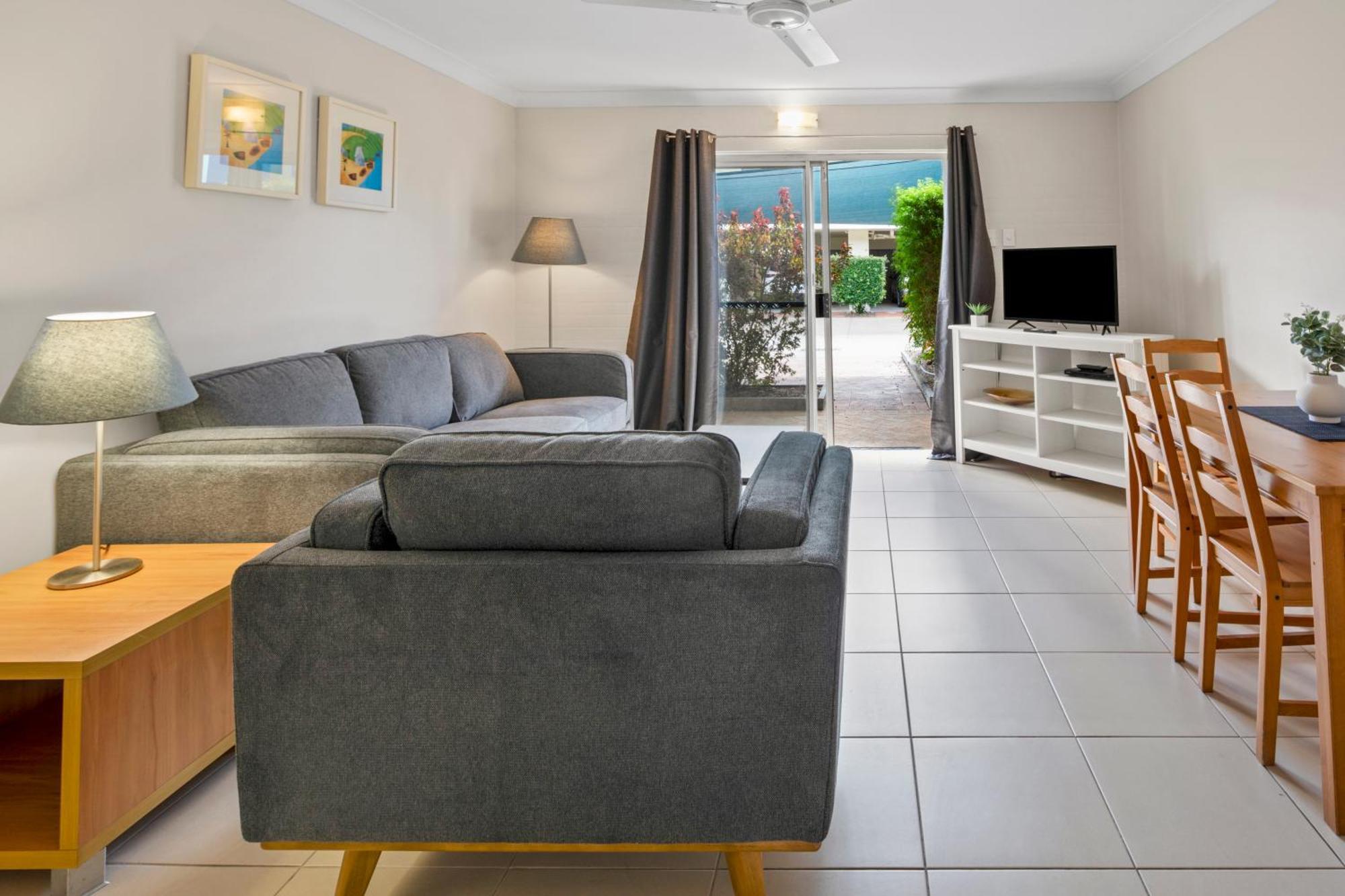 Arlia Sands Apartments Hervey Bay Room photo