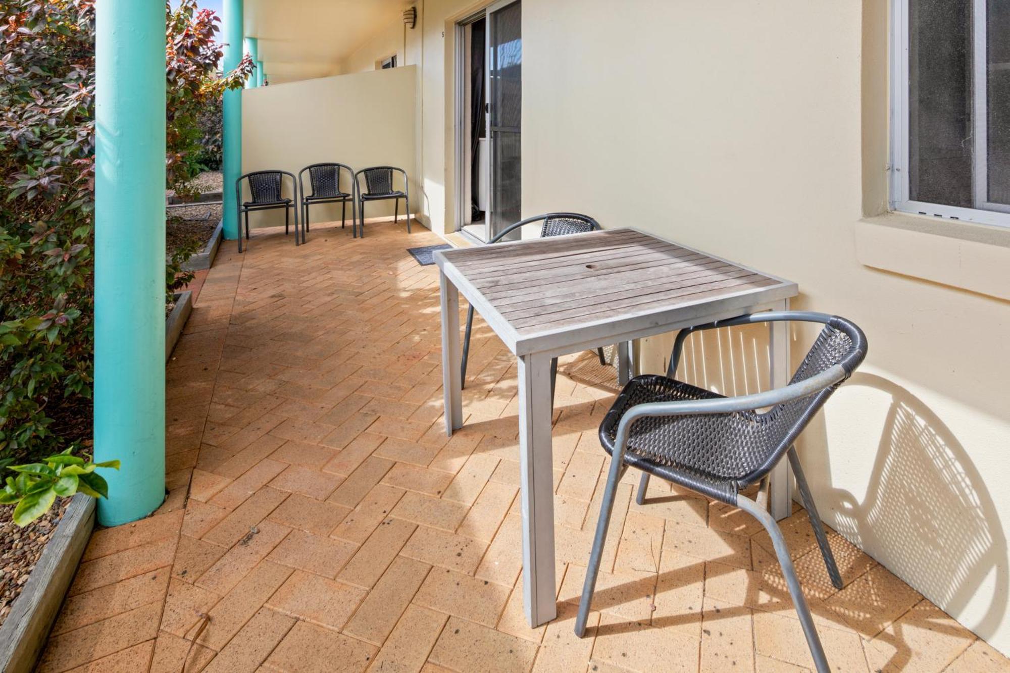 Arlia Sands Apartments Hervey Bay Room photo