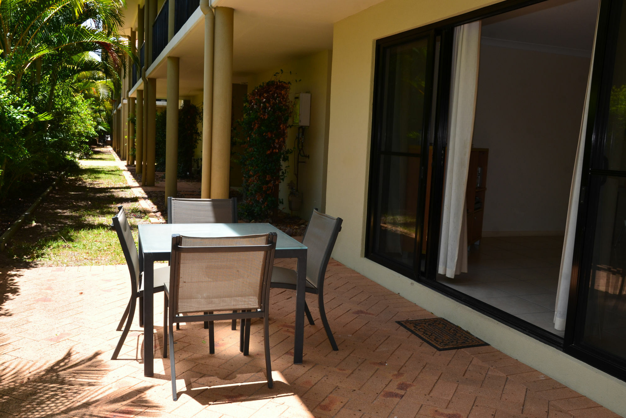 Arlia Sands Apartments Hervey Bay Exterior photo